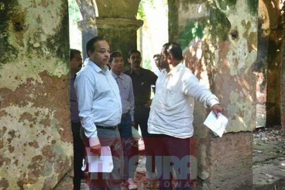 Deplorable condition of Tourist Spots : Pabitra Kar visits Royal temples